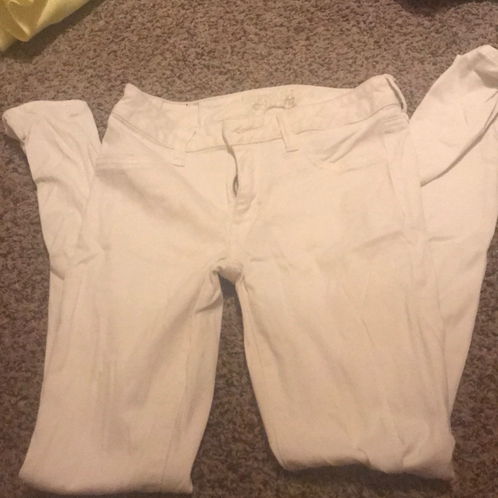 AE white skinny jeans